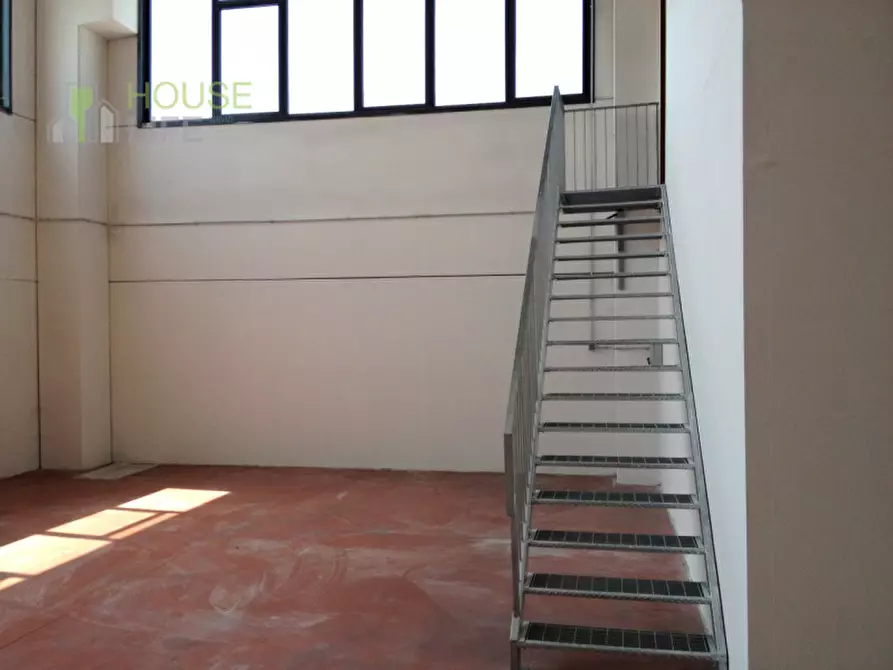 Immagine 6 di Capannone industriale in vendita  in Via Francesco Foscari a Thiene