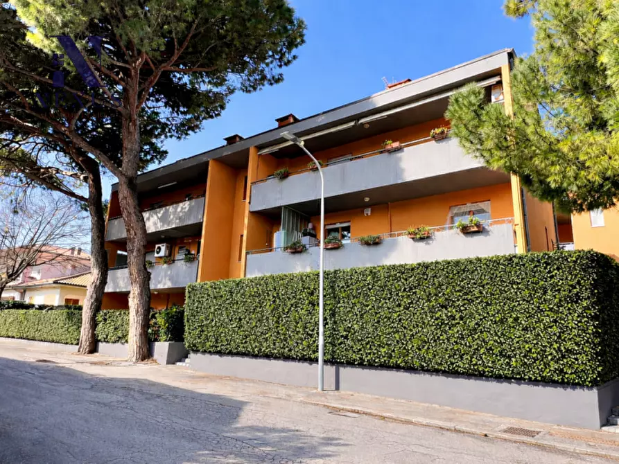 Immagine 1 di Appartamento in vendita  in Via Capri a Senigallia