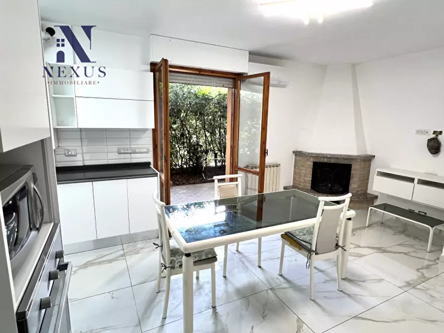 Immagine 5 di Appartamento in vendita  in Via Capri a Senigallia