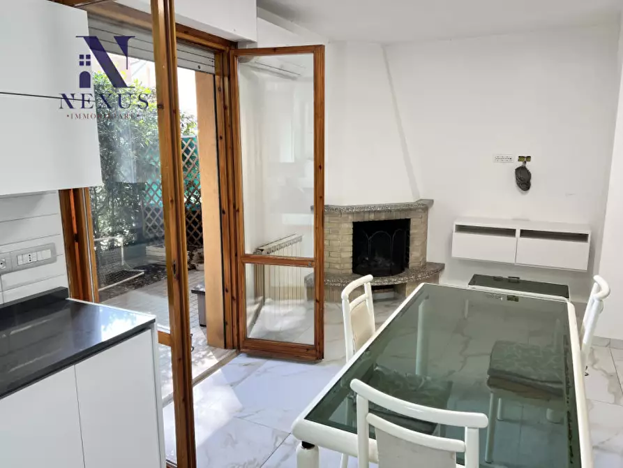 Immagine 12 di Appartamento in vendita  in Via Capri a Senigallia