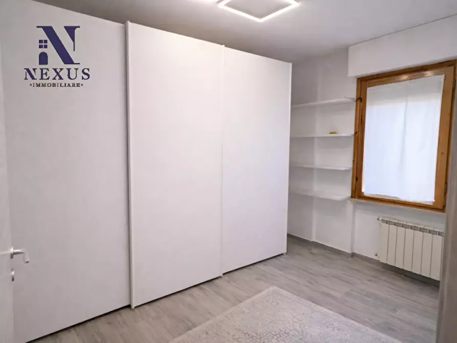 Immagine 21 di Appartamento in vendita  in Via Capri a Senigallia