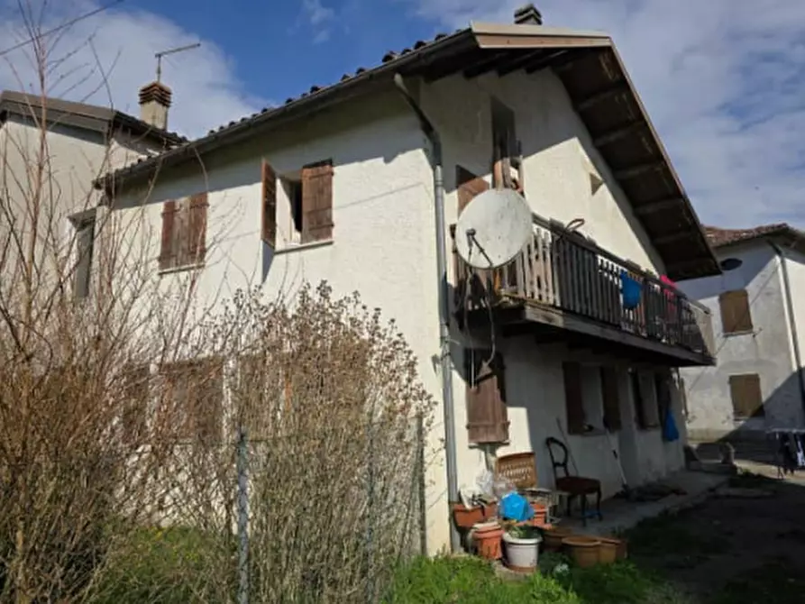 Immagine 1 di Casa indipendente in vendita  in Piazza San Clemente, 17 a Feltre