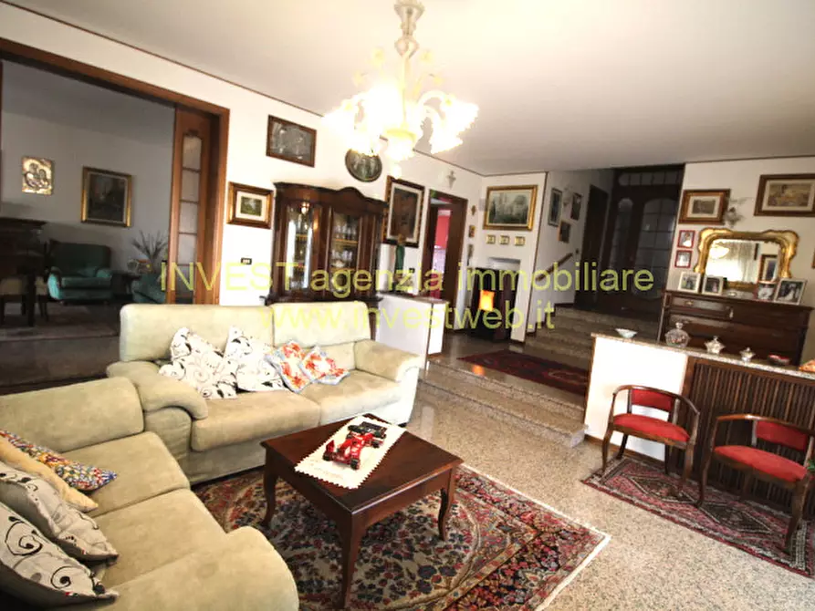 Immagine 2 di Villa in vendita  in via Morosini 37 a Rosolina