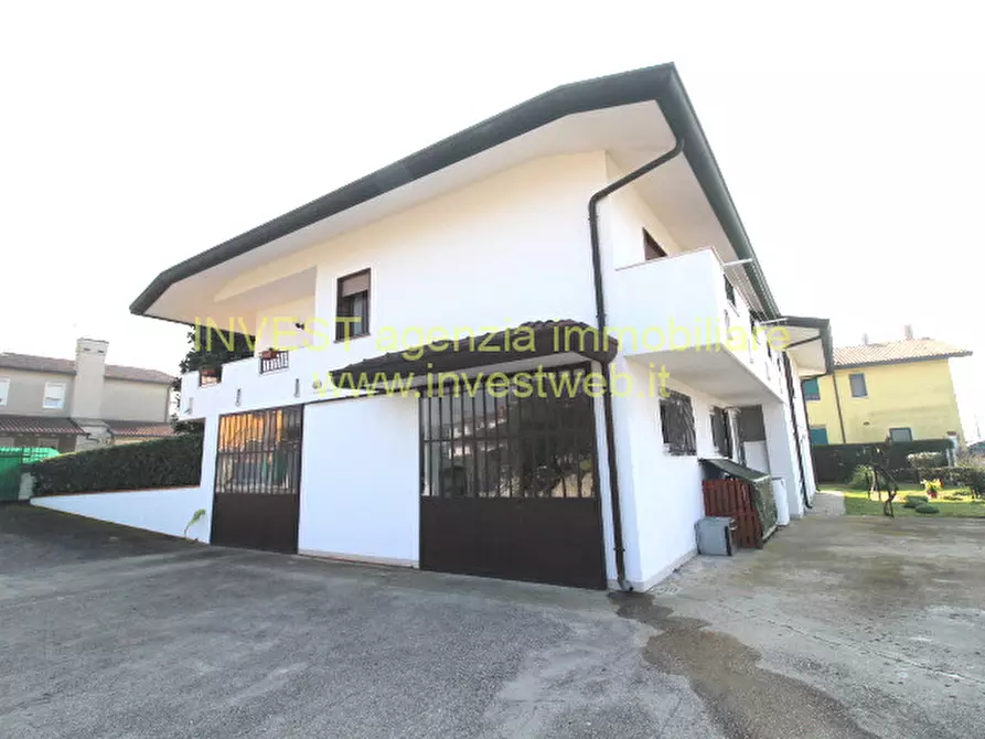 Immagine 28 di Villa in vendita  in via Morosini 37 a Rosolina