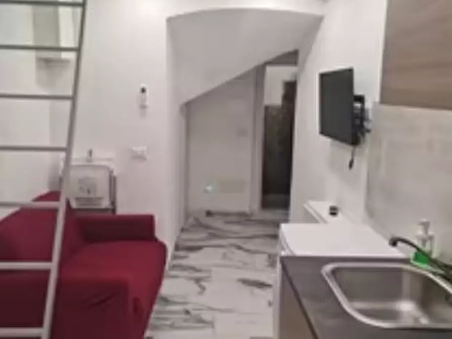 Immagine 5 di Appartamento in affitto  in vico campanile 35 a Napoli