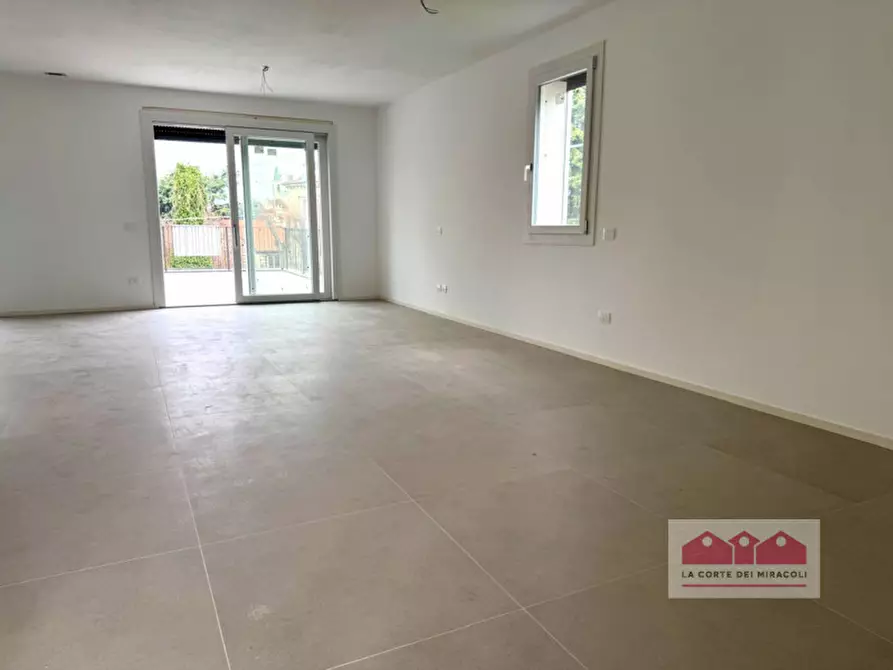 Immagine 2 di Casa bifamiliare in vendita  in VIALE TRIESTE a Vicenza