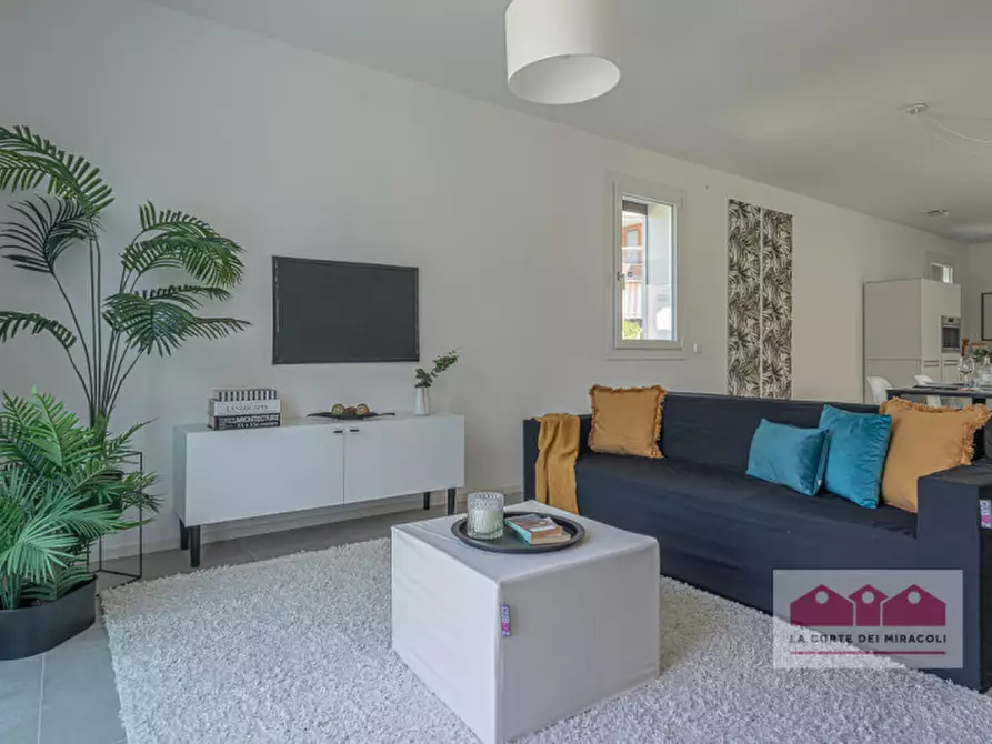 Immagine 12 di Casa bifamiliare in vendita  in VIALE TRIESTE a Vicenza