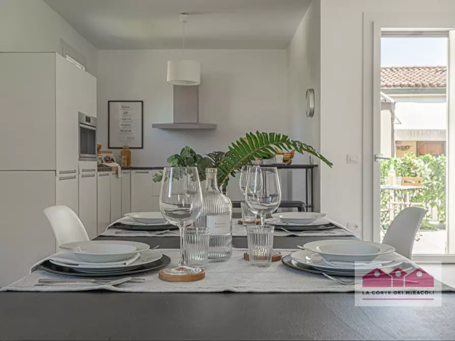 Immagine 47 di Casa bifamiliare in vendita  in VIALE TRIESTE a Vicenza