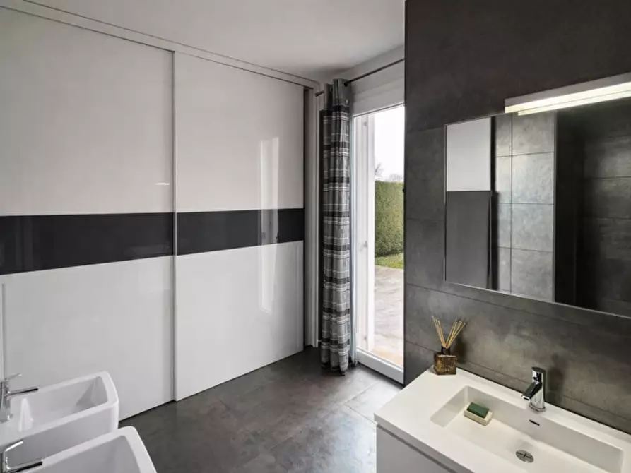 Immagine 9 di Casa trifamiliare in vendita  in Via Barbariga a Vigonza