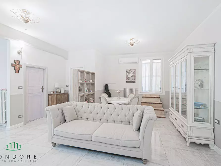 Immagine 4 di Appartamento in vendita  in Via Porrettana a Casalecchio Di Reno