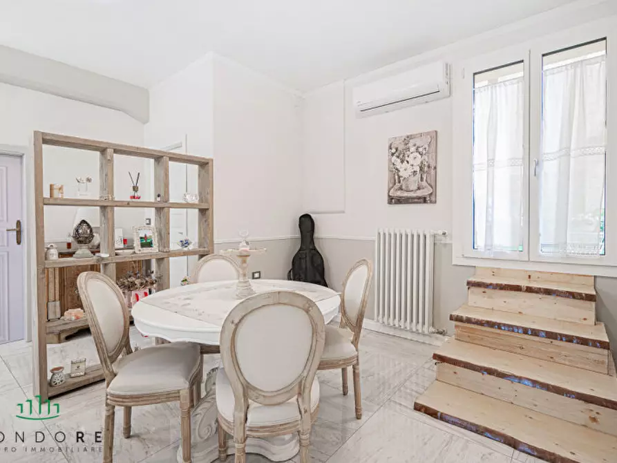 Immagine 5 di Appartamento in vendita  in Via Porrettana a Casalecchio Di Reno