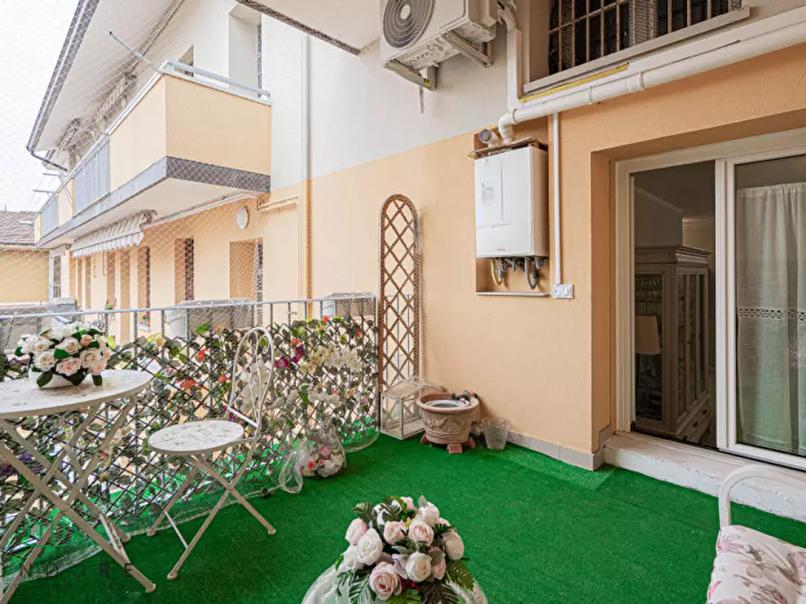 Immagine 10 di Appartamento in vendita  in Via Porrettana a Casalecchio Di Reno