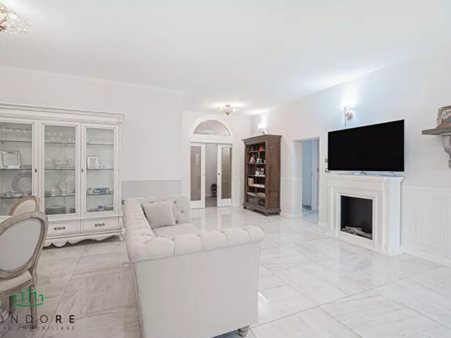 Immagine 15 di Appartamento in vendita  in Via Porrettana a Casalecchio Di Reno