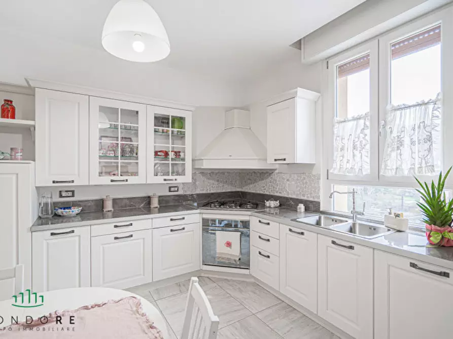 Immagine 21 di Appartamento in vendita  in Via Porrettana a Casalecchio Di Reno