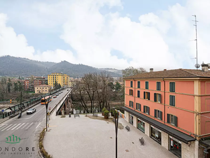 Immagine 44 di Appartamento in vendita  in Via Porrettana a Casalecchio Di Reno