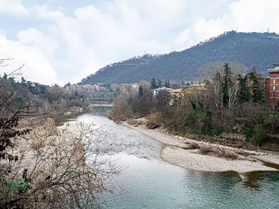 Immagine 48 di Appartamento in vendita  in Via Porrettana a Casalecchio Di Reno