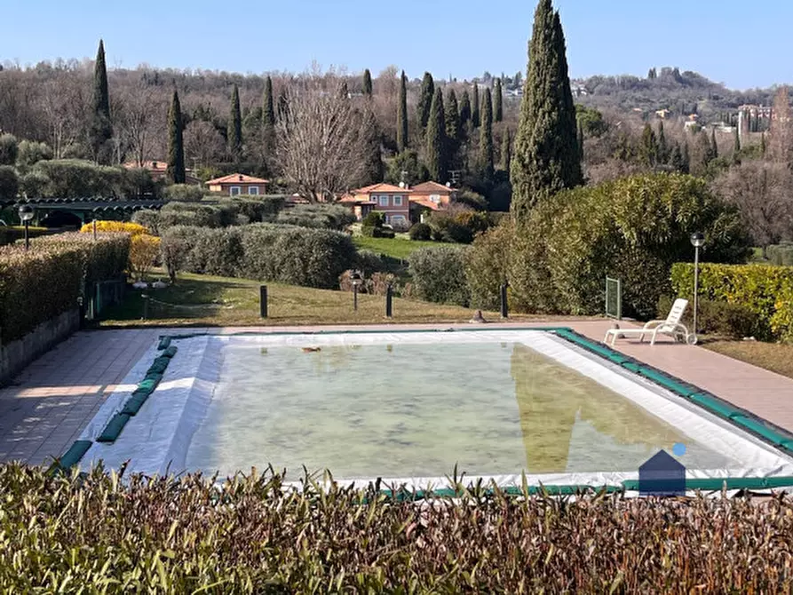 Immagine 4 di Appartamento in vendita  in Via Prais, 40 a Padenghe Sul Garda