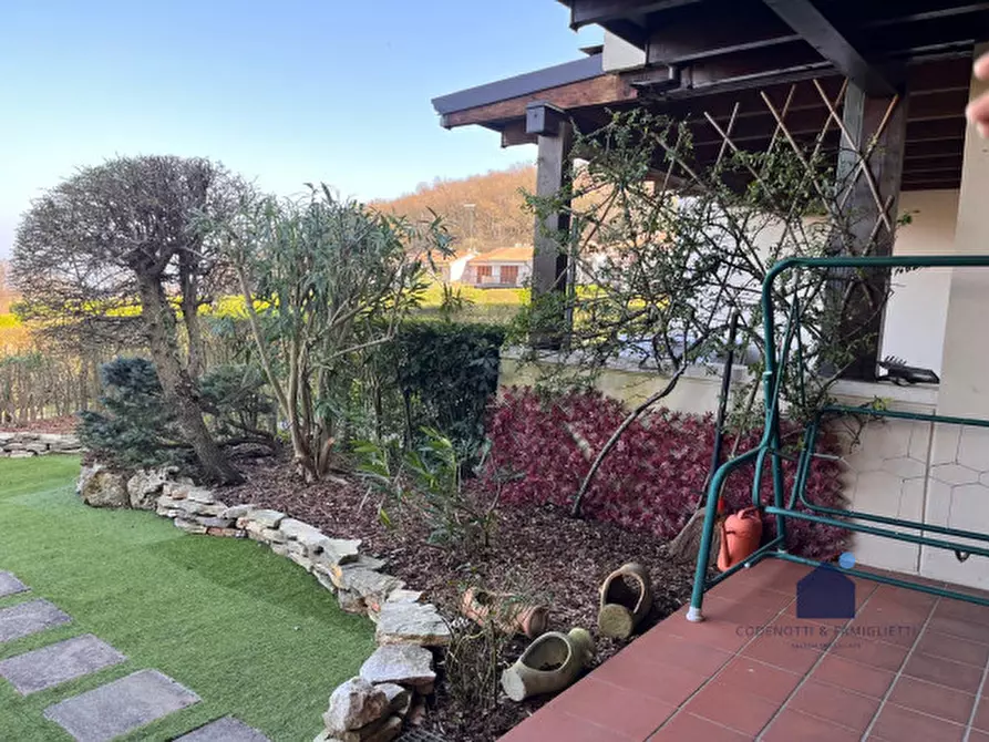 Immagine 9 di Appartamento in vendita  in Via Prais, 40 a Padenghe Sul Garda