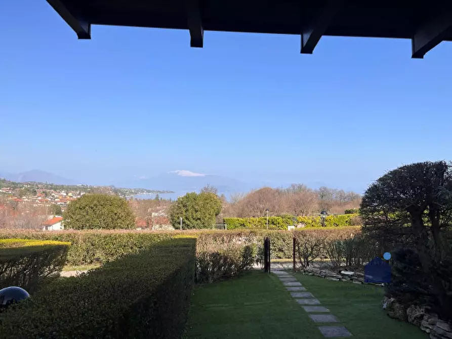 Immagine 16 di Appartamento in vendita  in Via Prais, 40 a Padenghe Sul Garda