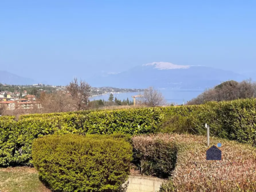 Immagine 17 di Appartamento in vendita  in Via Prais, 40 a Padenghe Sul Garda