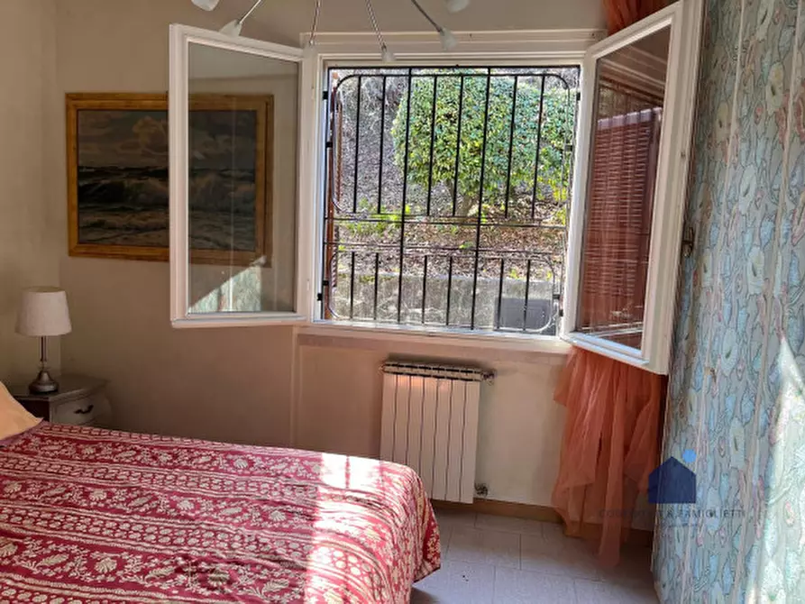 Immagine 30 di Appartamento in vendita  in Via Prais, 40 a Padenghe Sul Garda