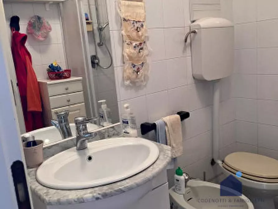 Immagine 31 di Appartamento in vendita  in Via Prais, 40 a Padenghe Sul Garda