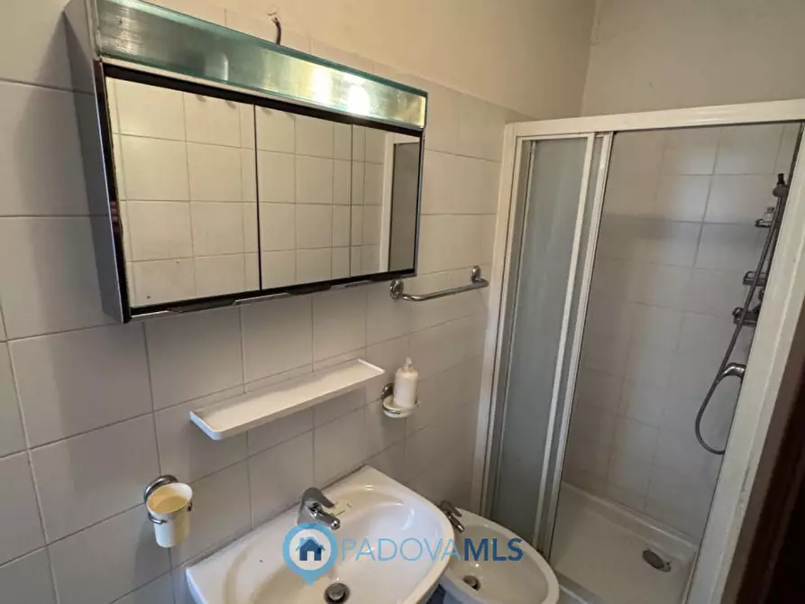 Immagine 5 di Casa trifamiliare in vendita  in Via Sette Martiri, 3 a Padova