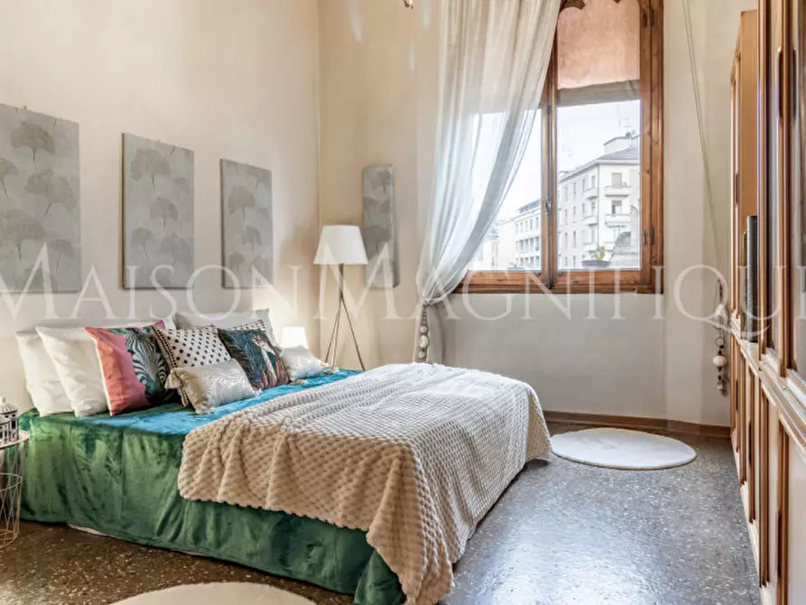 Immagine 22 di Appartamento in vendita  in Via Aurelio Saffi a Bologna