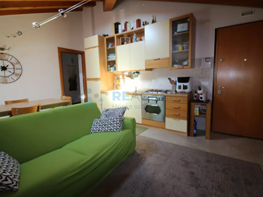 Immagine 2 di Appartamento in affitto  a Breganze