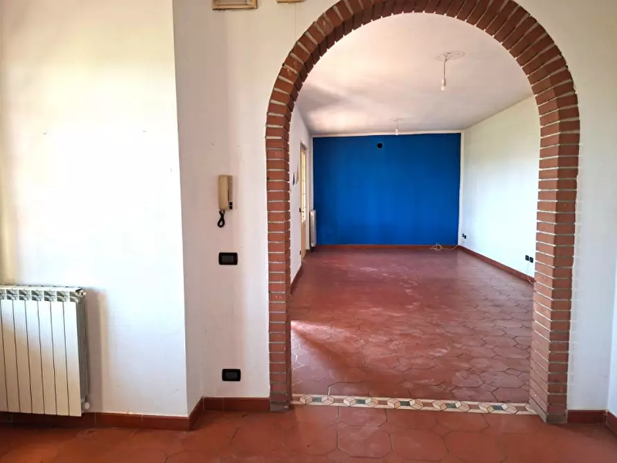 Immagine 16 di Appartamento in vendita  a Volta Mantovana