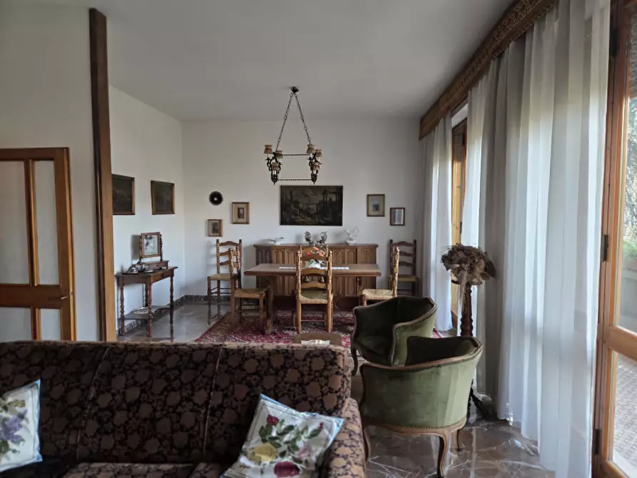 Immagine 2 di Appartamento in vendita  in Via Siena a Firenze