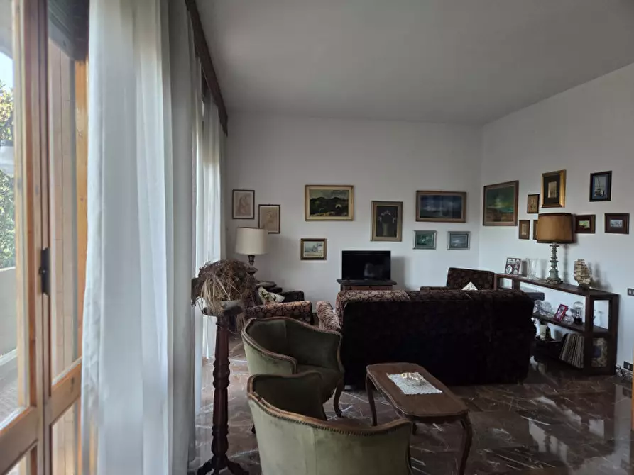 Immagine 5 di Appartamento in vendita  in Via Siena a Firenze