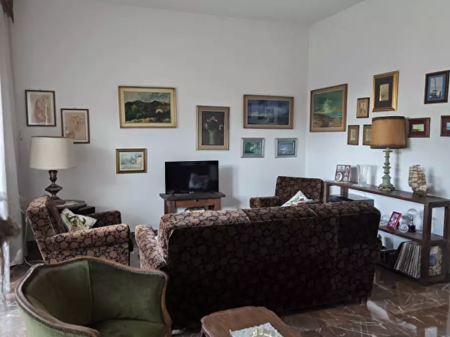 Immagine 8 di Appartamento in vendita  in Via Siena a Firenze