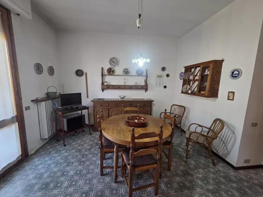 Immagine 29 di Appartamento in vendita  in Via Siena a Firenze