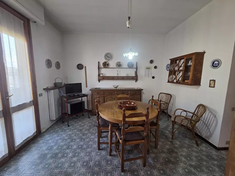 Immagine 30 di Appartamento in vendita  in Via Siena a Firenze