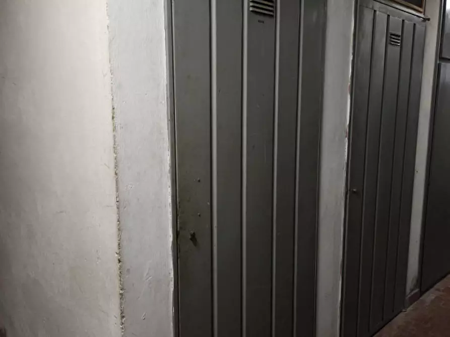 Immagine 35 di Appartamento in vendita  in Via Siena a Firenze