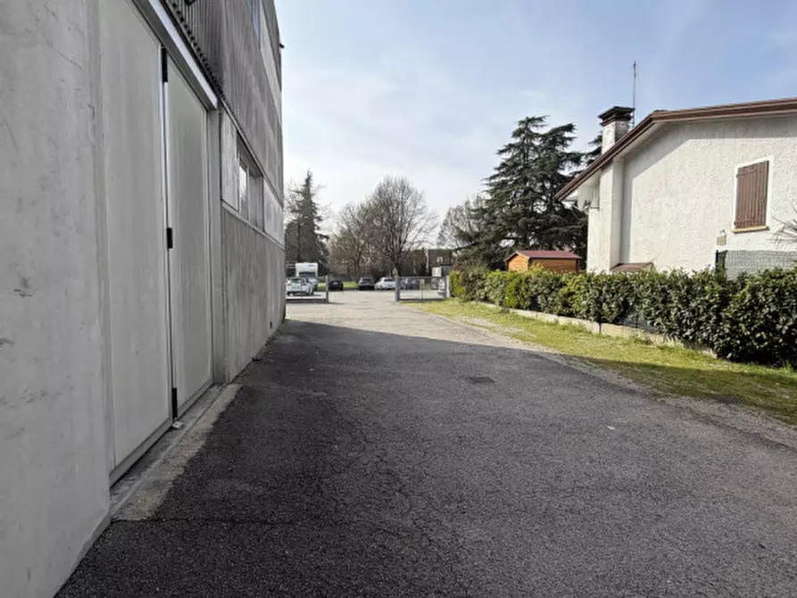 Immagine 3 di Capannone industriale in vendita  in Vigonza Via U. Foscolo a Vigonza