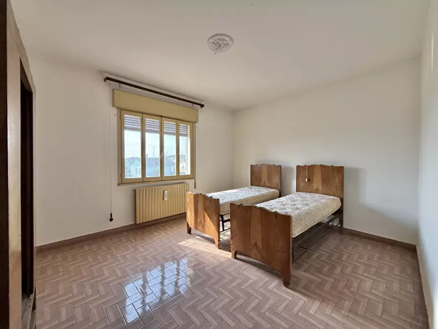 Immagine 14 di Casa bifamiliare in vendita  in via cuoro a Solesino