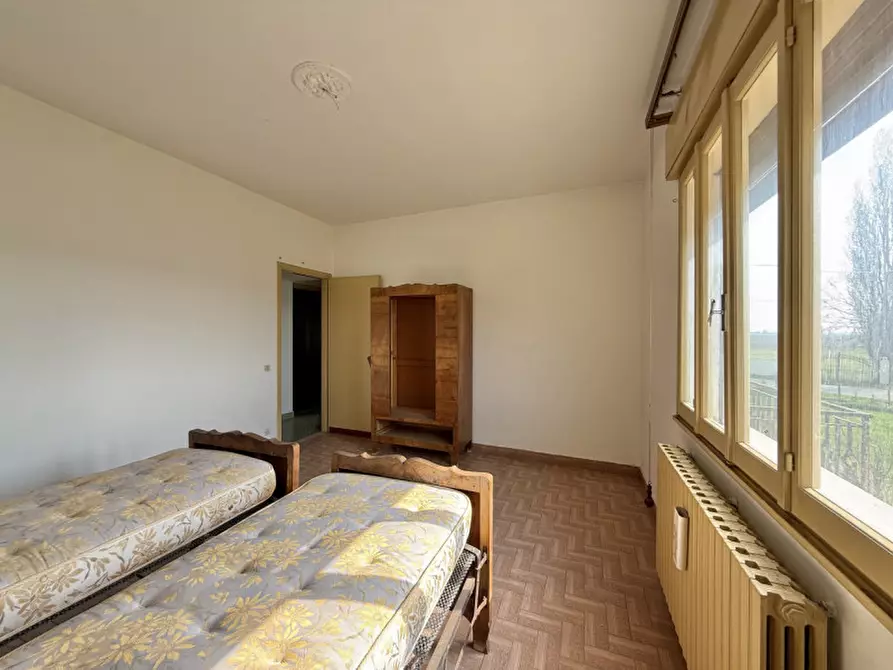 Immagine 15 di Casa bifamiliare in vendita  in via cuoro a Solesino