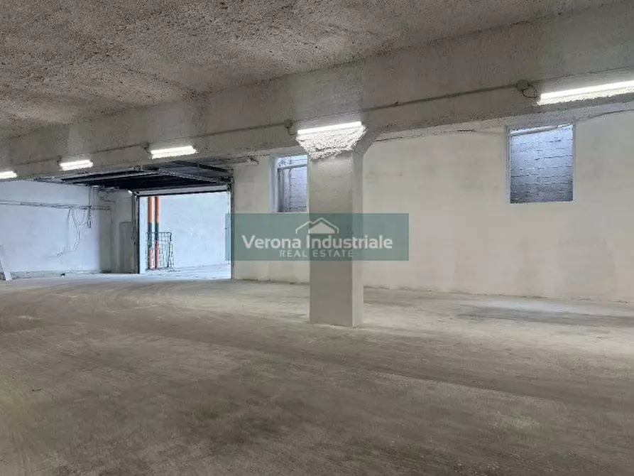 Immagine 4 di Magazzino in affitto  in Verona Via Messedaglia a Verona