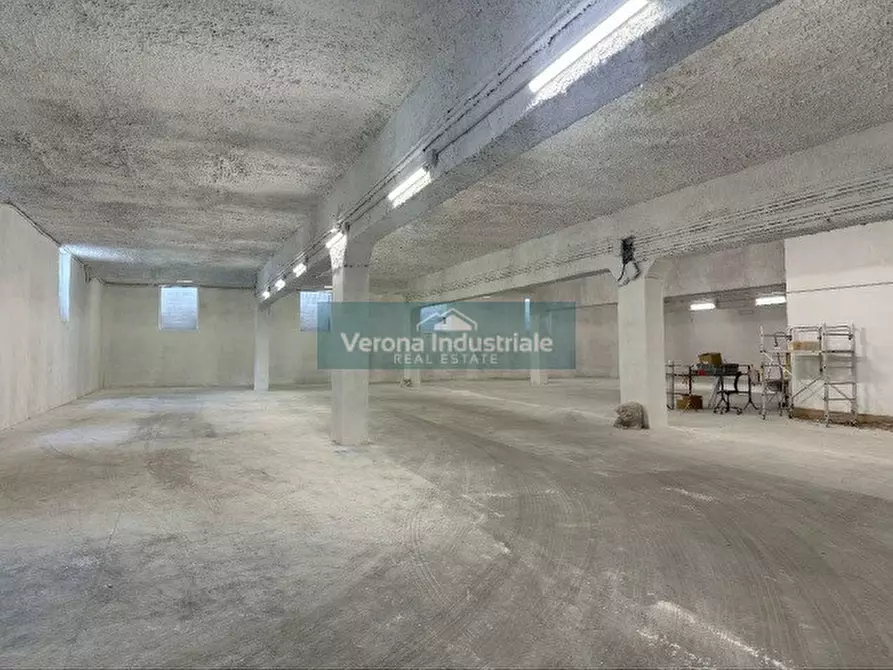 Immagine 6 di Magazzino in affitto  in Verona Via Messedaglia a Verona