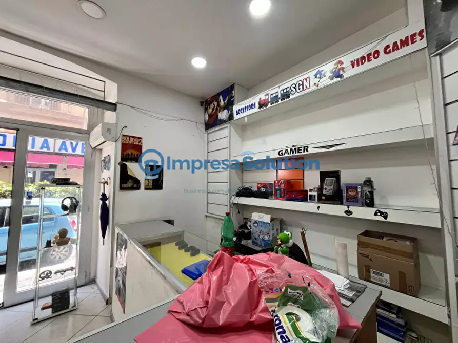 Immagine 7 di Negozio in affitto  in Via Silvio Spaventa a Napoli