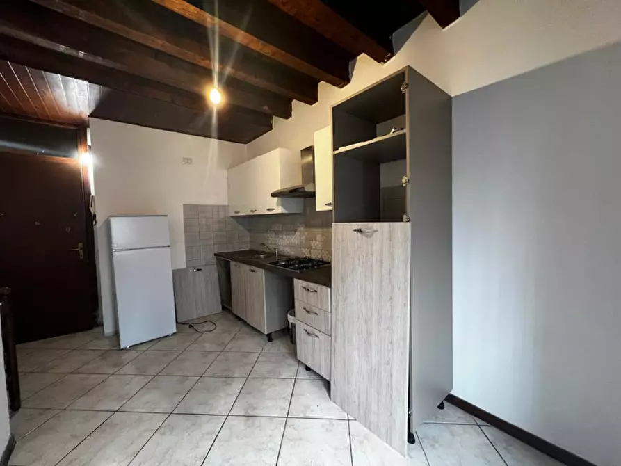 Immagine 4 di Appartamento in vendita  in Via Fratelli Ugoni a Brescia