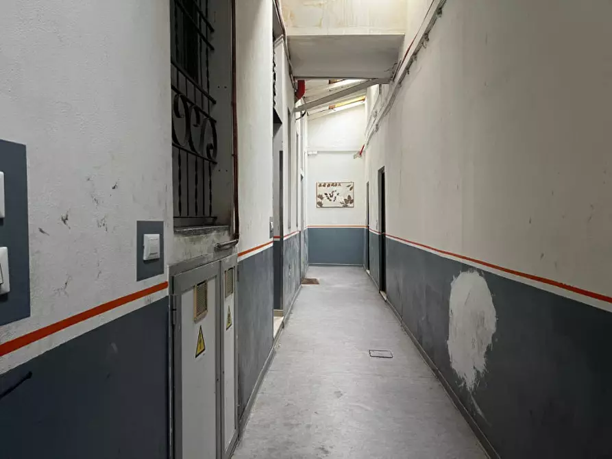 Immagine 26 di Appartamento in vendita  in Via Fratelli Ugoni a Brescia