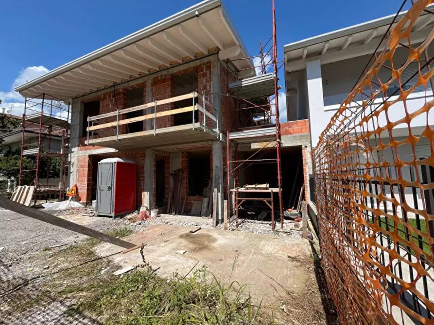 Immagine 22 di Villa in vendita  in Via Vittorio Arici a Brescia