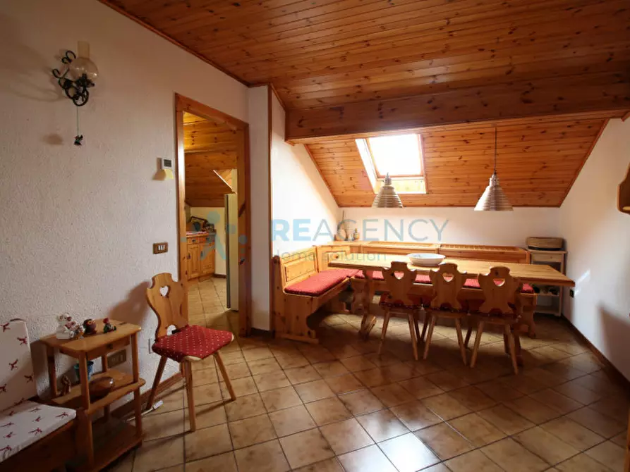 Immagine 4 di Appartamento in vendita  in Viale dei Finanzieri 19 a Tonezza Del Cimone