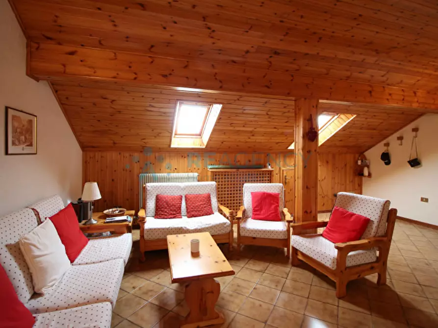 Immagine 8 di Appartamento in vendita  in Viale dei Finanzieri 19 a Tonezza Del Cimone