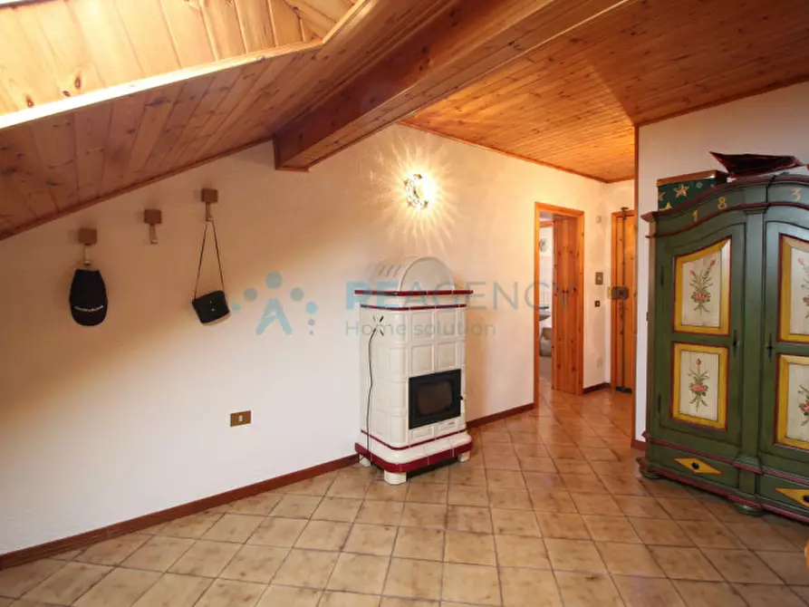 Immagine 8 di Appartamento in vendita  in Viale dei Finanzieri 19 a Tonezza Del Cimone