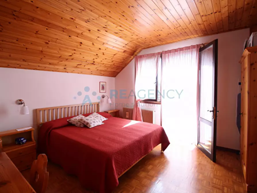 Immagine 21 di Appartamento in vendita  in Viale dei Finanzieri 19 a Tonezza Del Cimone