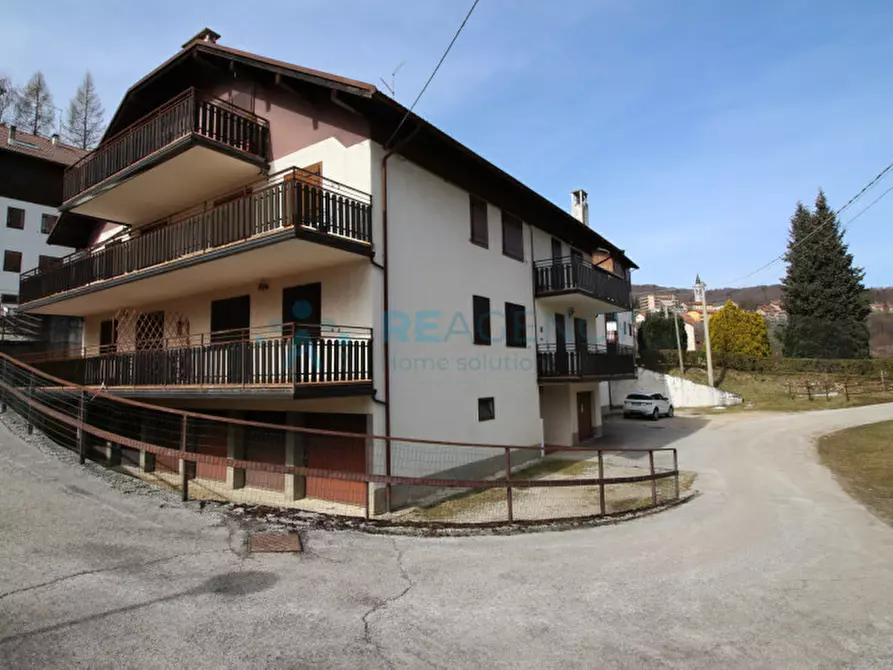 Immagine 25 di Appartamento in vendita  in Viale dei Finanzieri 19 a Tonezza Del Cimone